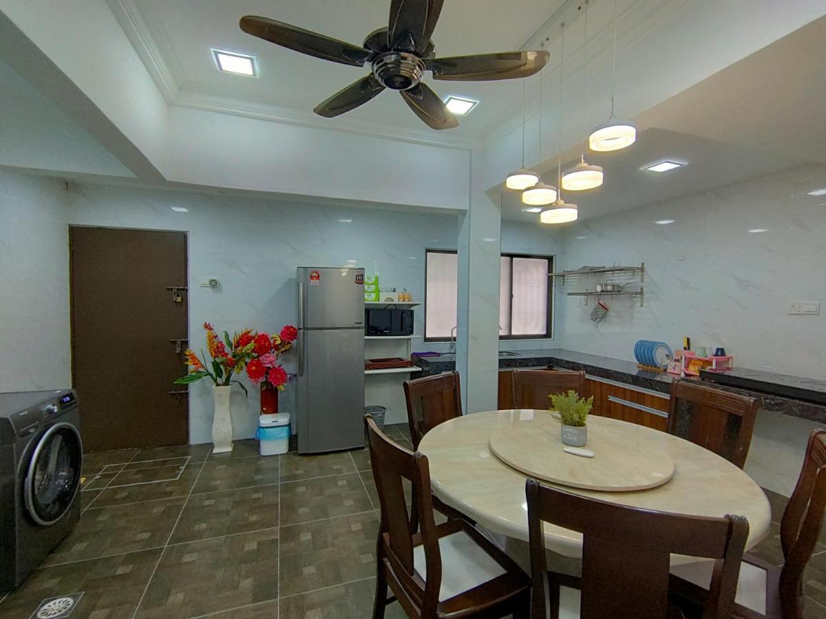 Three-Bedroom House At Tyara Homestay Sunway Petaling Jaya Buitenkant foto