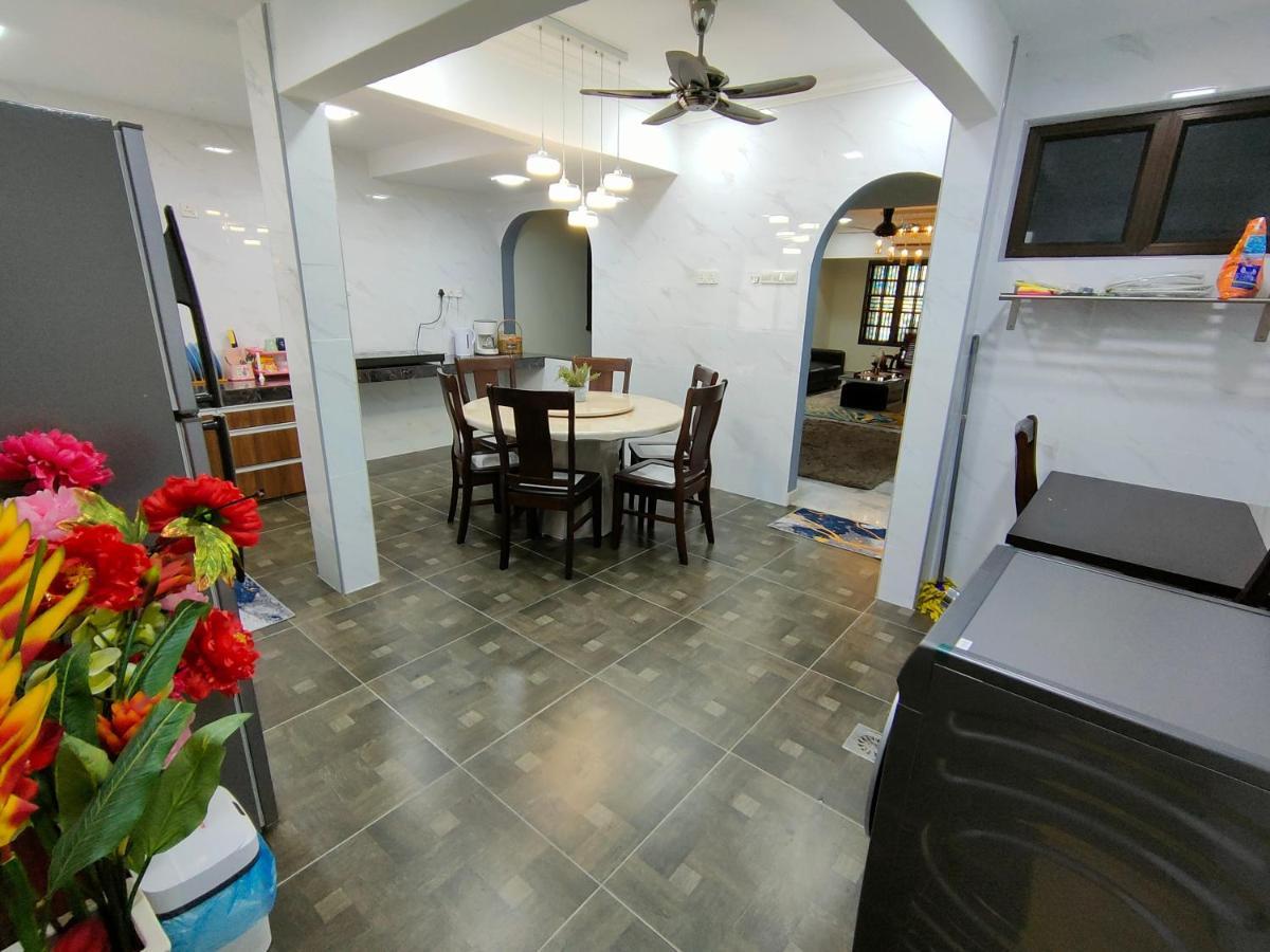 Three-Bedroom House At Tyara Homestay Sunway Petaling Jaya Buitenkant foto
