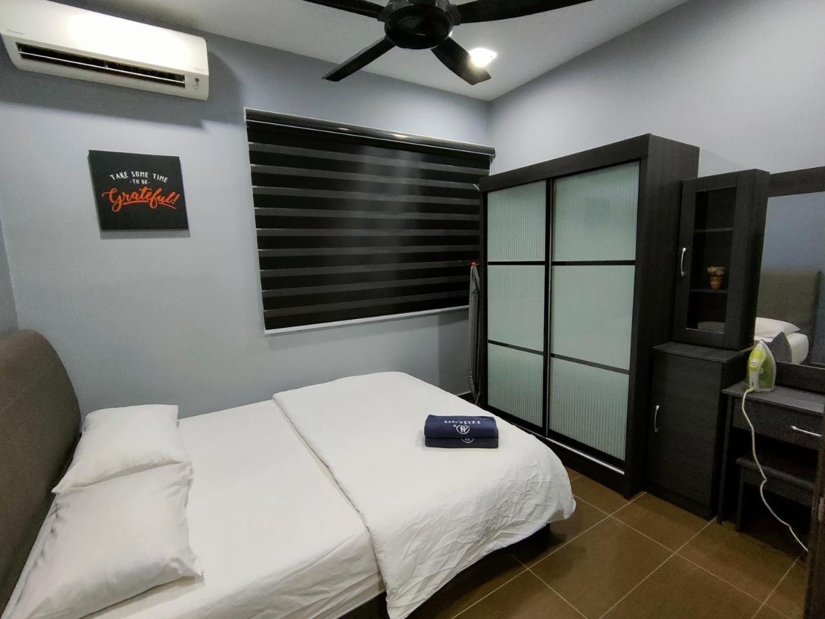 Three-Bedroom House At Tyara Homestay Sunway Petaling Jaya Buitenkant foto