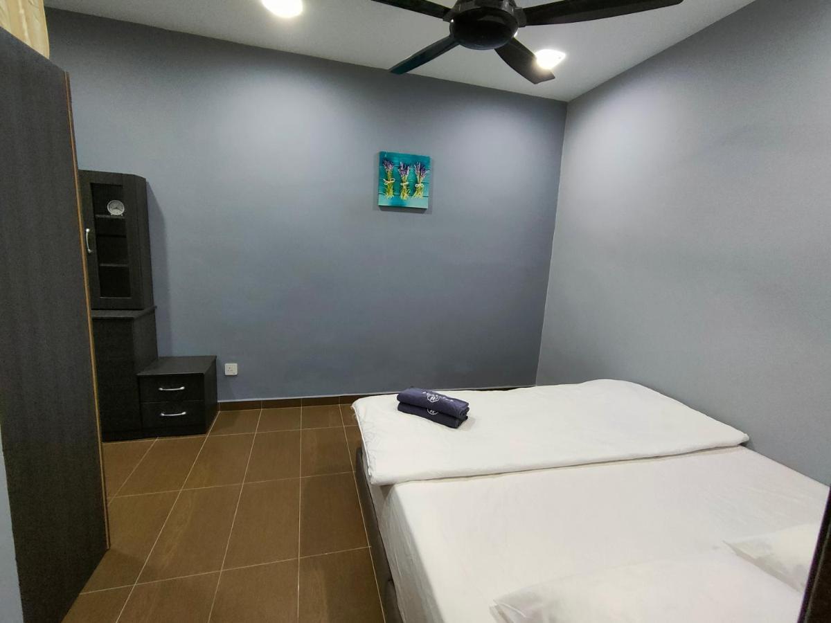 Three-Bedroom House At Tyara Homestay Sunway Petaling Jaya Buitenkant foto